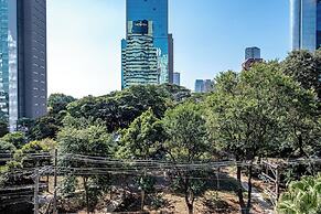 Estudio com AC e vaga