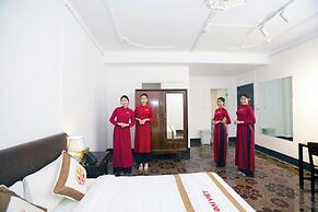 THE RICE 131 BUI VIEN HOTEL