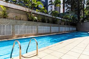 Apt piscina e AC com academia e vaga