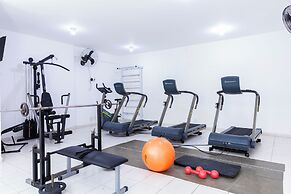 Apt piscina e AC com academia e vaga