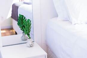 Apt 2 quartos com AC e academia Butantã