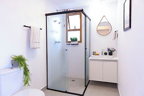 Apt 2 quartos com AC e academia Butantã