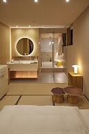 PBr7 Hotel Unusual Stay