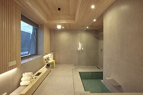 PBr7 Hotel Unusual Stay