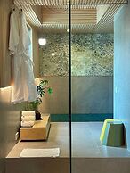PBr7 Hotel Unusual Stay