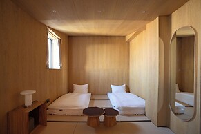 PBr7 Hotel Unusual Stay