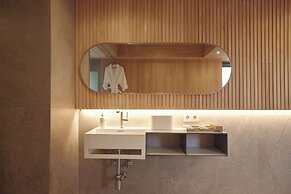 PBr7 Hotel Unusual Stay
