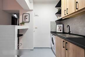 Industrial cozy studio in Piata Amzei