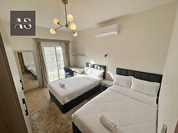 White Palace Hotel EG