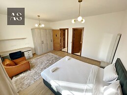 White Palace Hotel EG