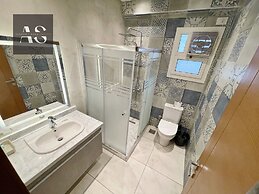 White Palace Hotel EG