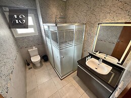 White Palace Hotel EG