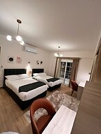 White Palace Hotel EG