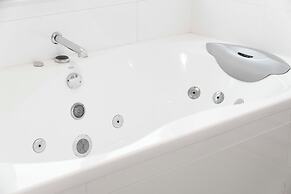 The Hideaway by Gatt Wines