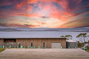 The Outlook on Mount Louis – 1 Bedroom