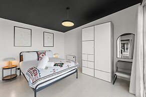 The Outlook on Mount Louis – 1 Bedroom