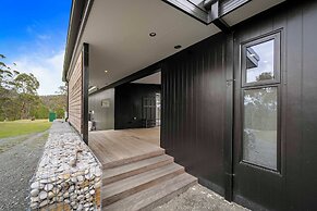 The Outlook on Mount Louis – 1 Bedroom