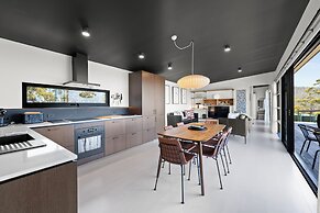 The Outlook on Mount Louis – 1 Bedroom