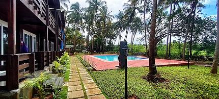 Seclude Eco Cottages