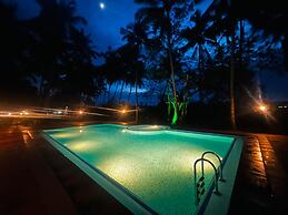 Seclude Eco Cottages