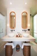 Mahutsachan Klong Thom