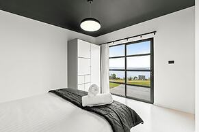 The Outlook on Mount Louis – 2 Bedroom