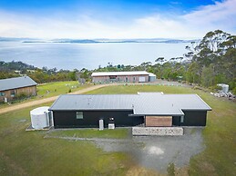 The Outlook on Mount Louis – 2 Bedroom