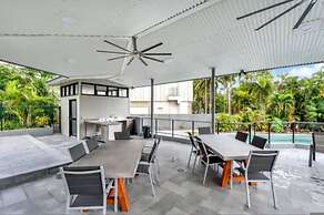 Downtown Delight 2BR Getaway Pool