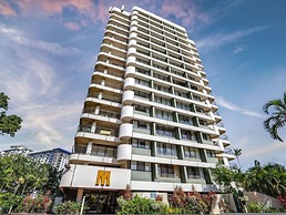 Downtown Delight 2BR Getaway Pool