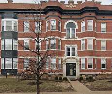 1BR Near Forest Park Barnes Hospital STL