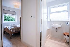Bayview 3 - 2 Bedroom - Bayview Oxwich