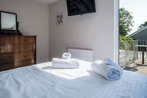 Bryn View – 5 Bedroom Holiday Home – Oxwich