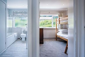 Bryn View – 5 Bedroom Holiday Home – Oxwich