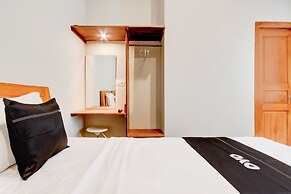 Capital O 94274 Homestay Balimoelih