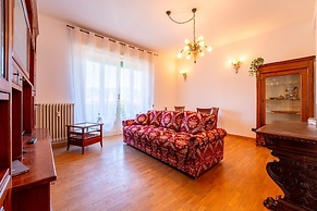 Spring Apartment by Wonderful Italy