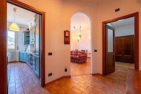 Spring Apartment by Wonderful Italy