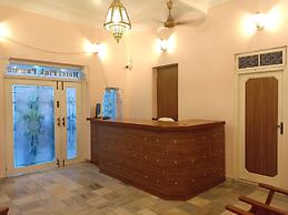 Hotel Pink Palace