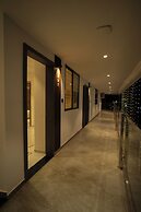 HOTEL THE MANSION-Deralakatte mangalore