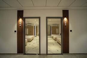 HOTEL THE MANSION-Deralakatte mangalore