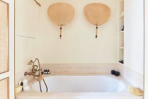 Unique in Notting Hill