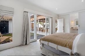 A Casa Di Renucci by Alfred in Bali - Brand New Stunning 5BR Villa Nea