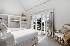A Casa Di Renucci by Alfred in Bali - Brand New Stunning 5BR Villa Nea