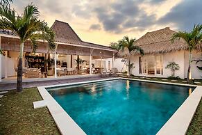 A Casa Di Renucci by Alfred in Bali - Brand New Stunning 5BR Villa Nea