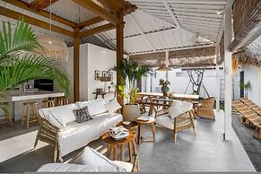 A Casa Di Renucci by Alfred in Bali - Brand New Stunning 5BR Villa Nea