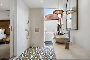 A Casa Di Renucci by Alfred in Bali - Brand New Stunning 5BR Villa Nea