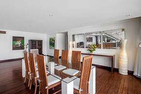 Villa Blanca by Alfred in Bali - Modern Luxury 5 Bdr Oceanfront Villa 