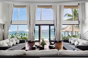 Villa Blanca by Alfred in Bali - Modern Luxury 5 Bdr Oceanfront Villa 