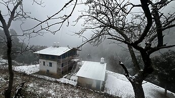 Burans Kot Heritage Home - Ramgarh