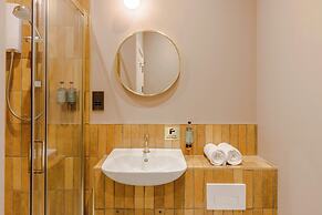 Tyndall's Park - Your Apartment