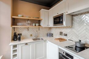 Tyndall's Park - Your Apartment